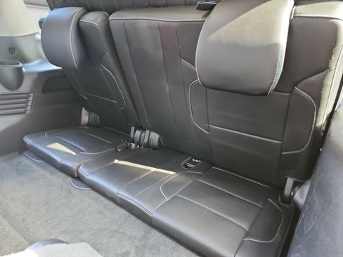 Used 2015 Chevrolet Tahoe LTZ AWD/4WD image 14
