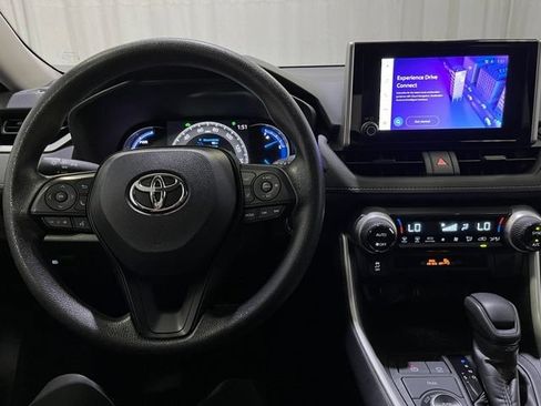 Certified 2025 Toyota RAV4 XLE AWD/4WD image 20