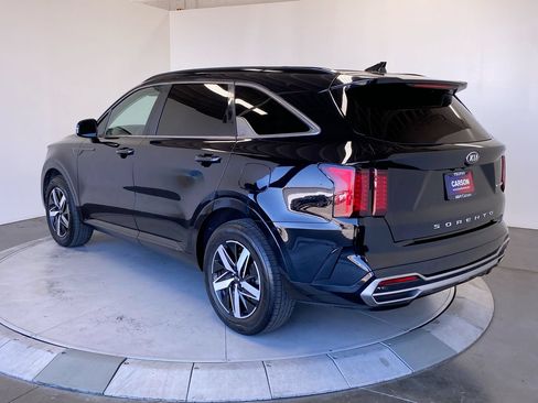 Used 2021 Kia Sorento EX FWD image 3