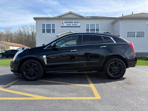 Used 2010 Cadillac SRX Luxury image 1