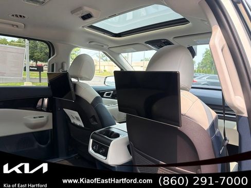 New 2026 Kia Carnival SX Prestige FWD image 13