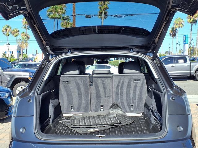 Used 2018 Audi Q5 2.0T Premium Plus w/ Premium Plus Package AWD/4WD image 28