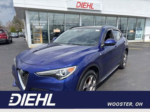 Used 2022 Alfa Romeo Stelvio Ti AWD/4WD image 1