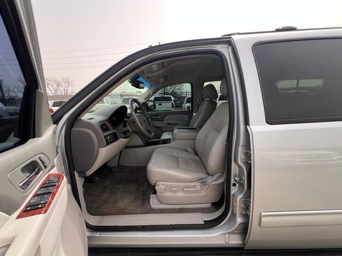 Used 2013 GMC Yukon XL SLT RWD image 26