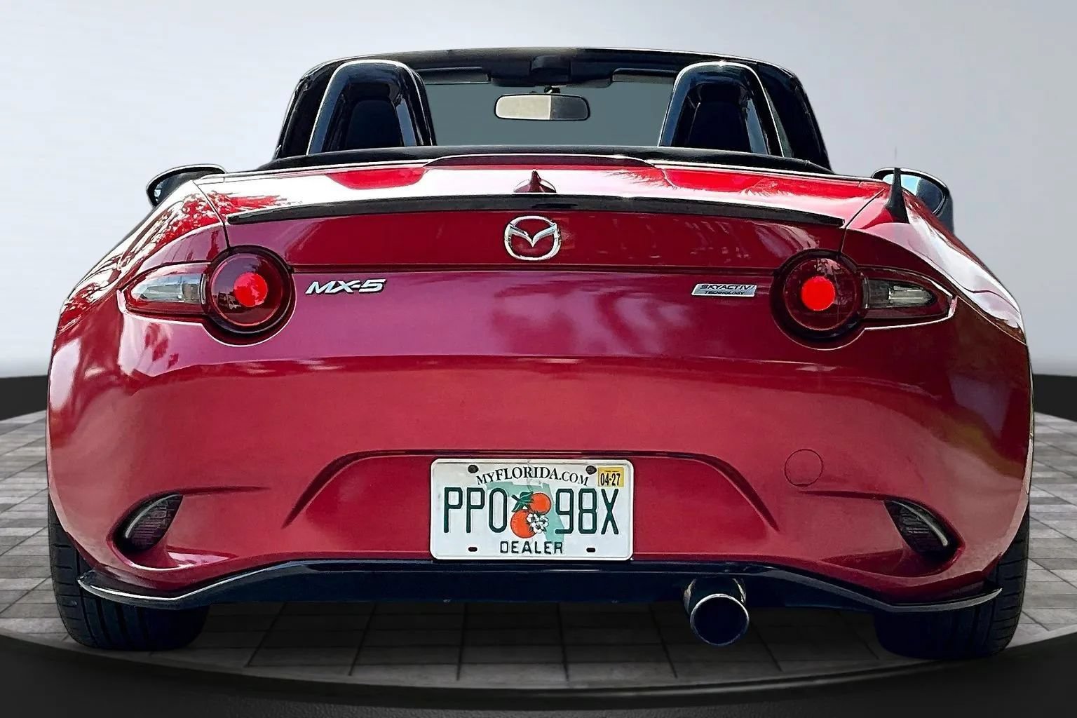 Used 2016 MAZDA MX-5 Miata Club w/ Brembo/BBS Package RWD image 5