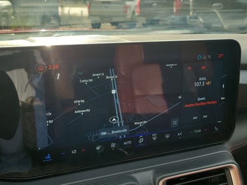 Used 2025 Ford Mustang Premium image 14