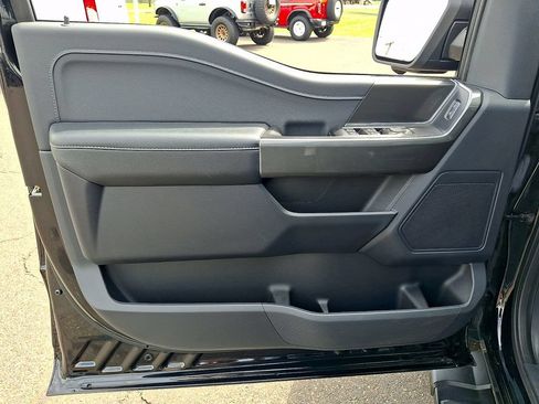Used 2022 Ford F150 XLT w/ Equipment Group 302A High AWD/4WD image 18