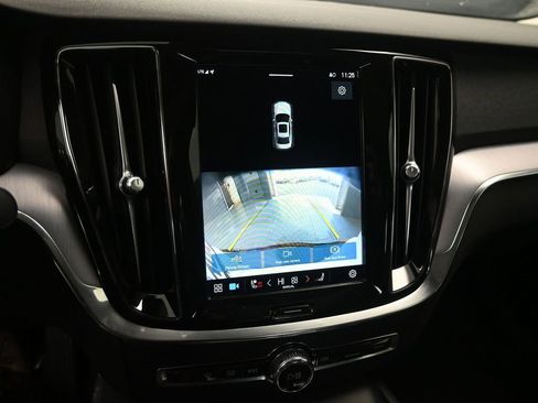 Used 2024 Volvo S60 B5 Core image 33