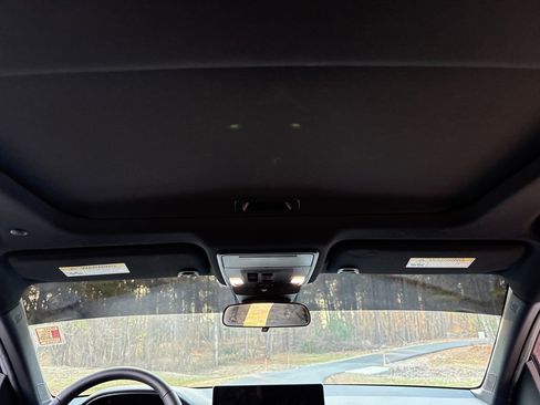 Used 2025 Honda Accord Sport image 21