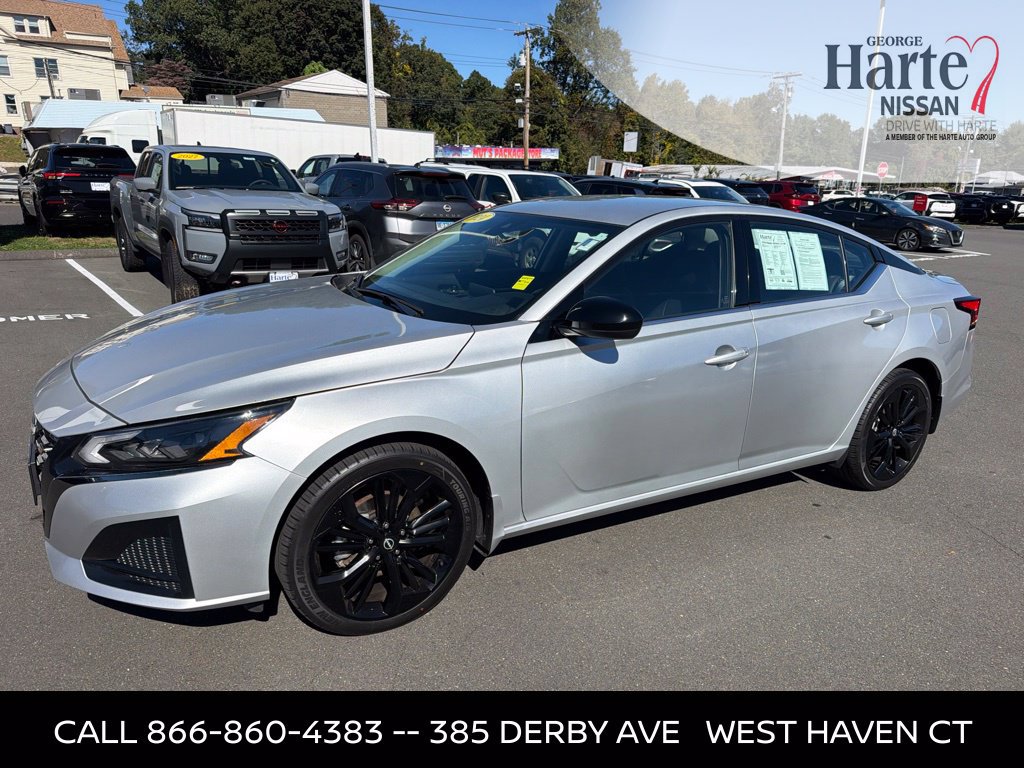 Certified 2024 Nissan Altima 2.5 SR AWD/4WD image 9
