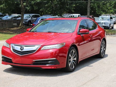 Used 2017 Acura TLX FWD image 3