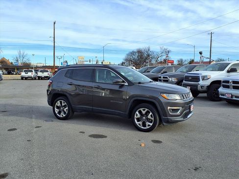 Used 2020 Jeep Compass Limited image 16
