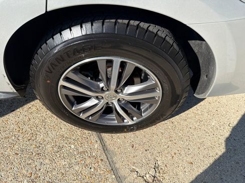 Used 2020 INFINITI QX60 Pure image 28