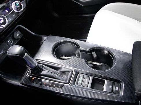 Certified 2023 Honda Civic EX image 29