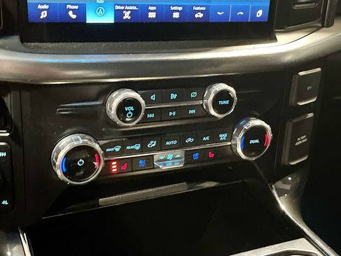Used 2023 Ford F150 Lariat AWD/4WD image 16