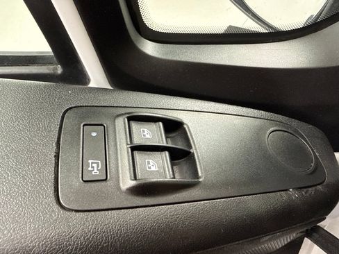 Used 2023 RAM ProMaster 2500 FWD image 18