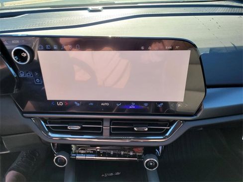 New 2026 Chevrolet Equinox EV RS image 12