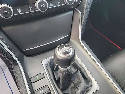 Used 2018 Honda Accord Sport image 15
