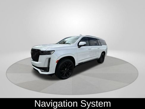 Used 2024 Cadillac Escalade ESV Sport Platinum w/ LPO, ONYX Package image 3