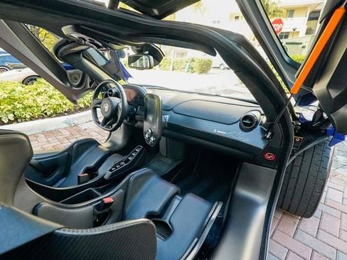 Used 2019 McLaren Senna image 85