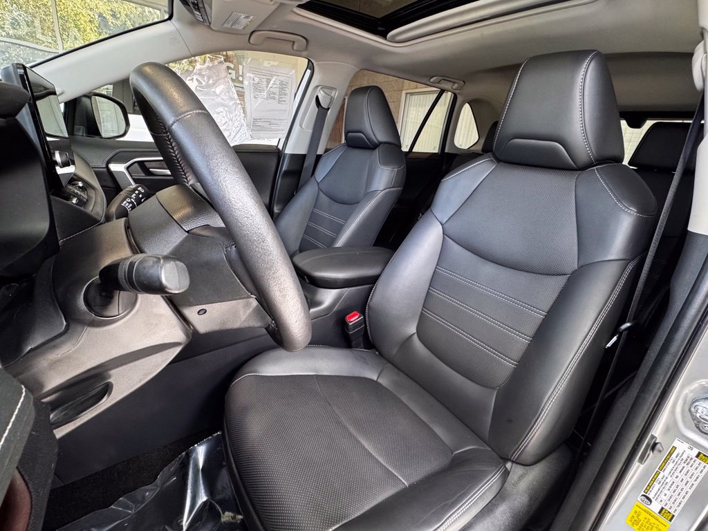 Certified 2025 Toyota RAV4 Limited w/ Advanced Technology Package AWD/4WD image 24