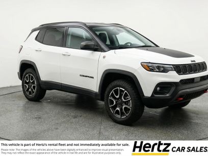 Used 2025 Jeep Compass Trailhawk