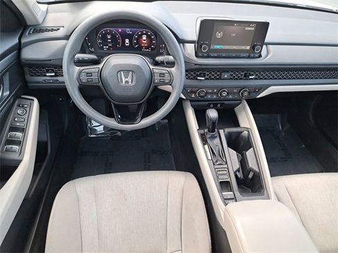 Certified 2023 Honda Accord EX image 15