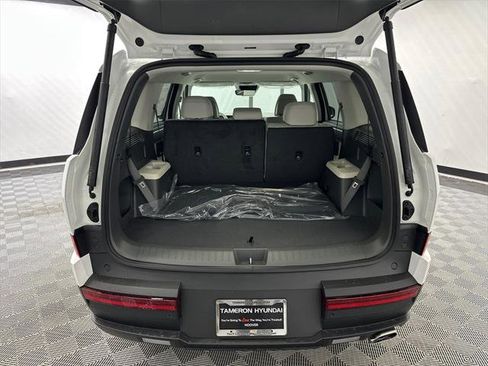 New 2026 Hyundai Santa Fe SE image 18