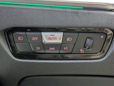 Used 2020 BMW 330i 330i w/ M Sport Package image 30