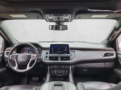 Used 2021 Chevrolet Tahoe Z71 w/ Z71 Off-Road Package image 18