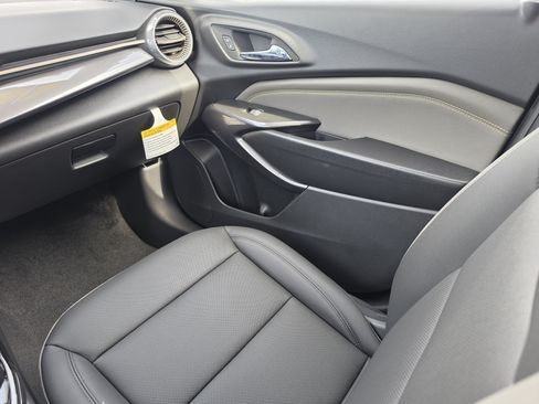 New 2026 Chevrolet Trax ACTIV w/ Driver Confidence Package FWD image 21