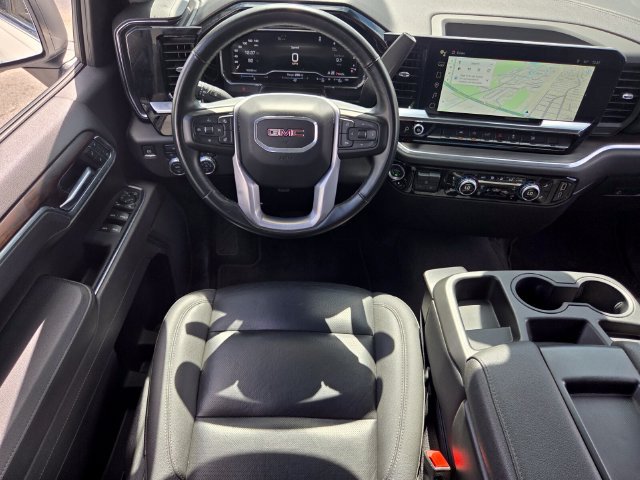 Used 2025 GMC Sierra 1500 SLT AWD/4WD image 14