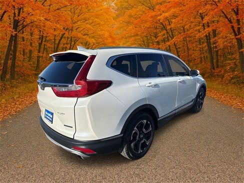 Used 2018 Honda CR-V Touring image 4