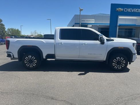 Used 2024 GMC Sierra 2500 Denali Ultimate AWD/4WD image 36