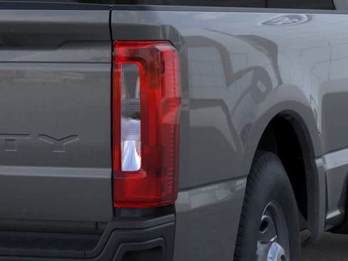 New 2026 Ford F250 XL image 21