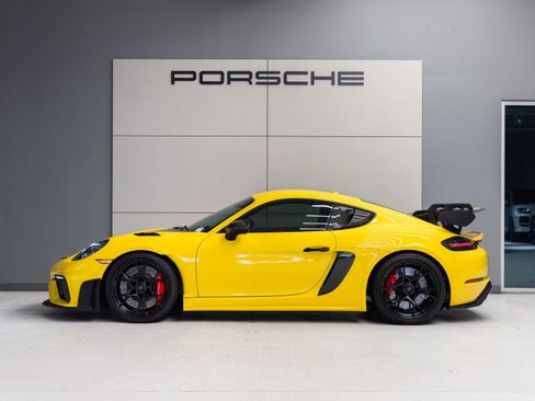Certified 2024 Porsche 718 Cayman GT4 RS w/ Weissach Package RWD image 2