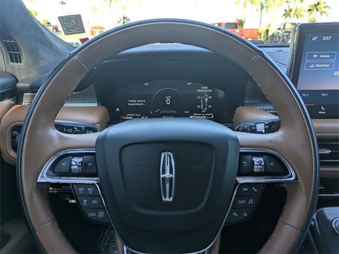 Used 2023 Lincoln Nautilus Black Label image 27