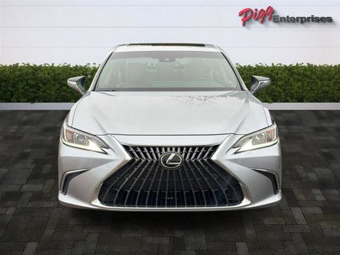 Used 2023 Lexus ES 350 Premium image 6