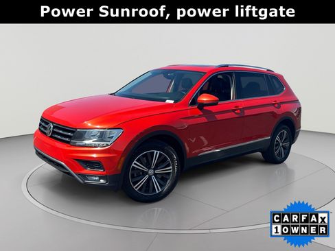 Used 2018 Volkswagen Tiguan SEL FWD image 1