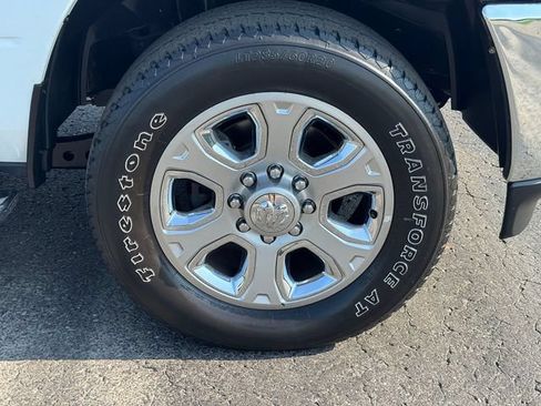 Certified 2024 RAM 2500 Big Horn AWD/4WD image 9