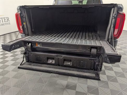 Used 2024 GMC Sierra 1500 Denali AWD/4WD image 31