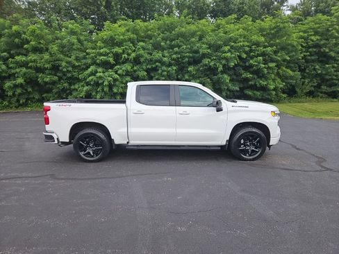 Used 2025 Chevrolet Silverado 1500 RST w/ Convenience Package II AWD/4WD image 8