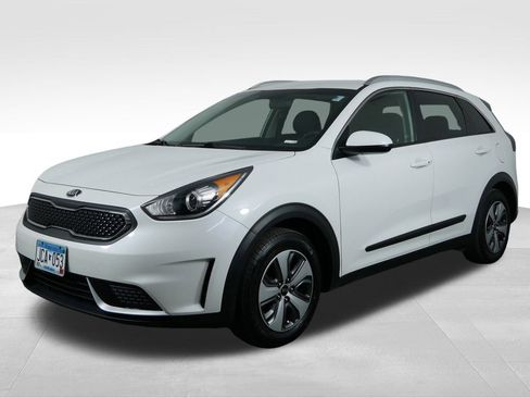 Certified 2019 Kia Niro LX image 4