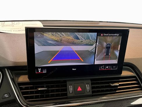 Certified 2023 Audi SQ5 Premium Plus w/ Premium Plus Package AWD/4WD image 28