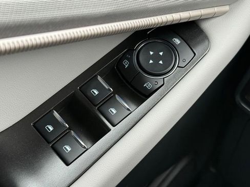 New 2026 Ford Explorer Active w/ Active Comfort Package image 25