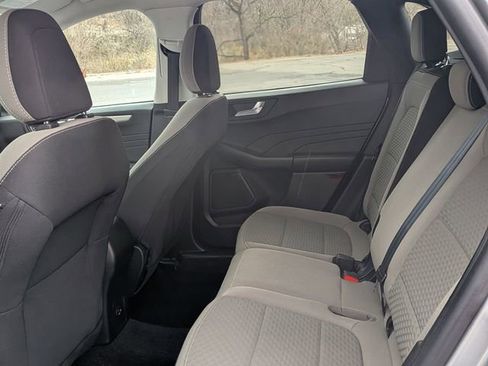 Used 2021 Ford Escape SE image 27