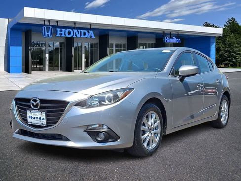 Used 2016 MAZDA MAZDA3 i Touring FWD image 1