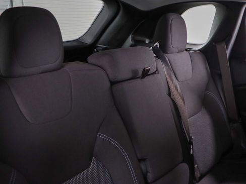 Used 2020 Jeep Cherokee Latitude image 27