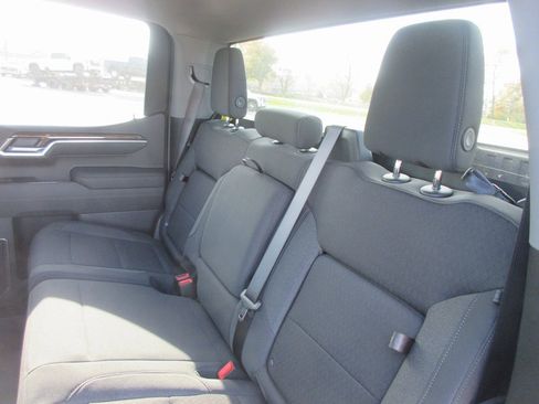 New 2026 GMC Sierra 1500 Elevation image 15