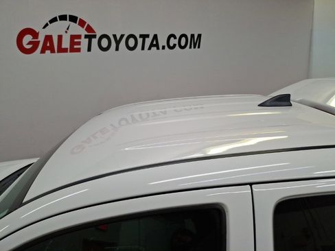 Used 2016 Toyota Tacoma SR5 image 6